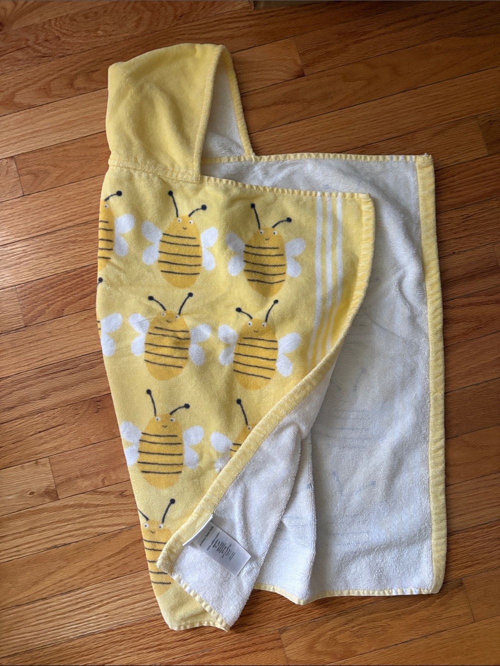 Pottery Barn Kids Yellow and White bee Hooded Towel